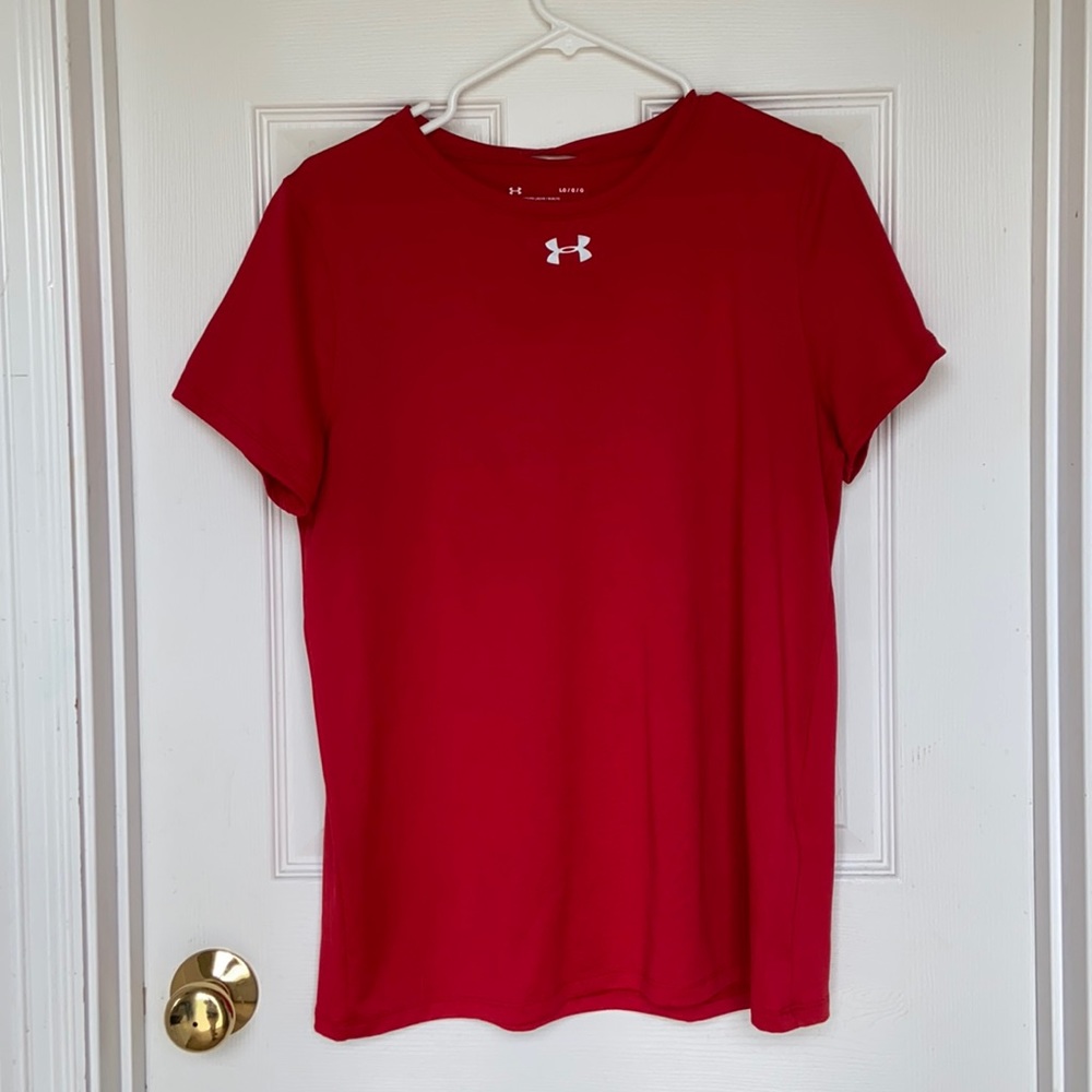 3/$15 under armour red exercise tee